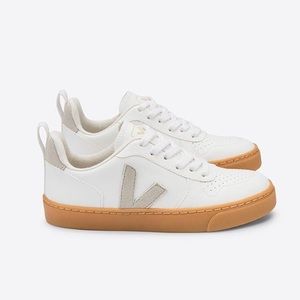 Kids Veja Sneakers in White/Neutral Size 3